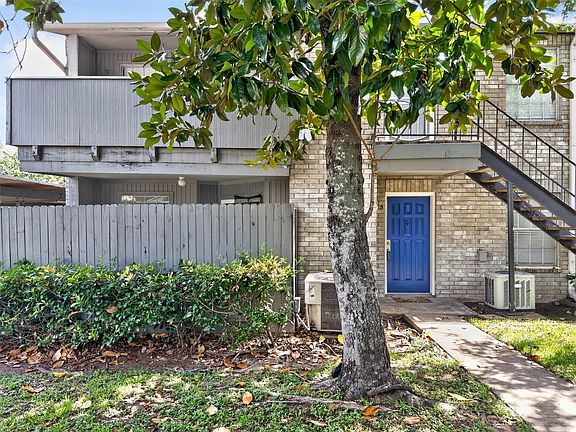 3rd image of 9700 Leawood Blvd APT 1315