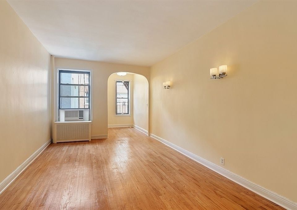 1st image of 231 E 34th St APT 4A
