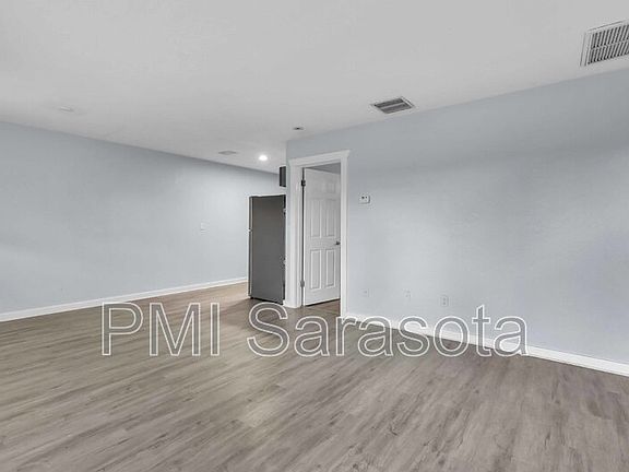 2nd image of 6361 Gateway Ave