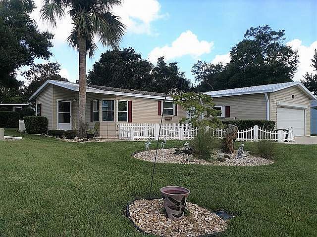 1st image of 21 Winthrop Ln
