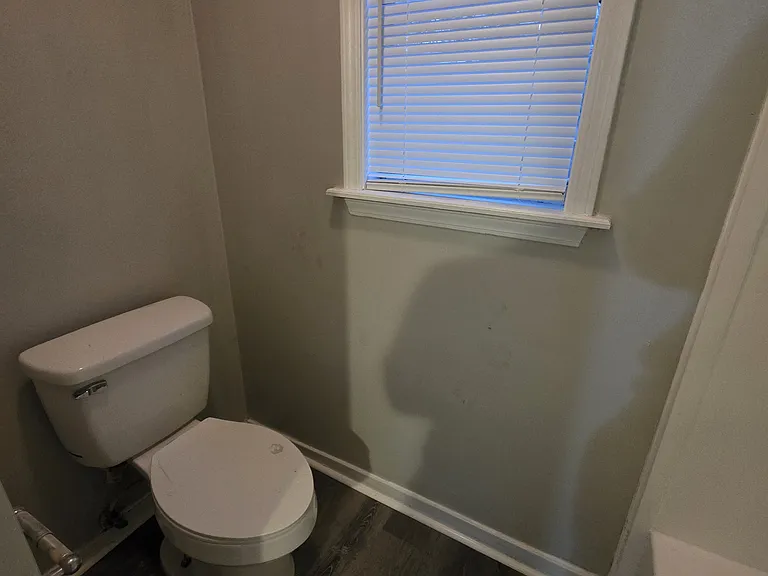 910B Glastonbury Cir — Photo 17