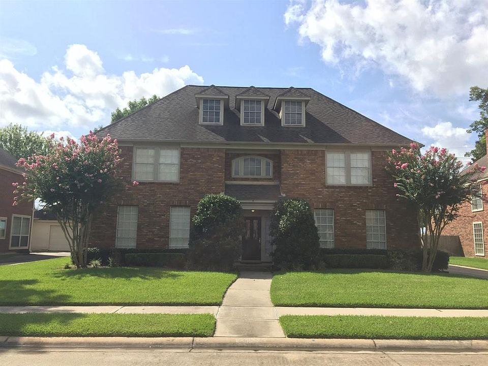 1st image of 3815 Stockbridge Dr