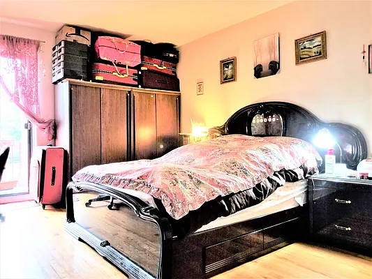 Sold by Pride Estates | media 27