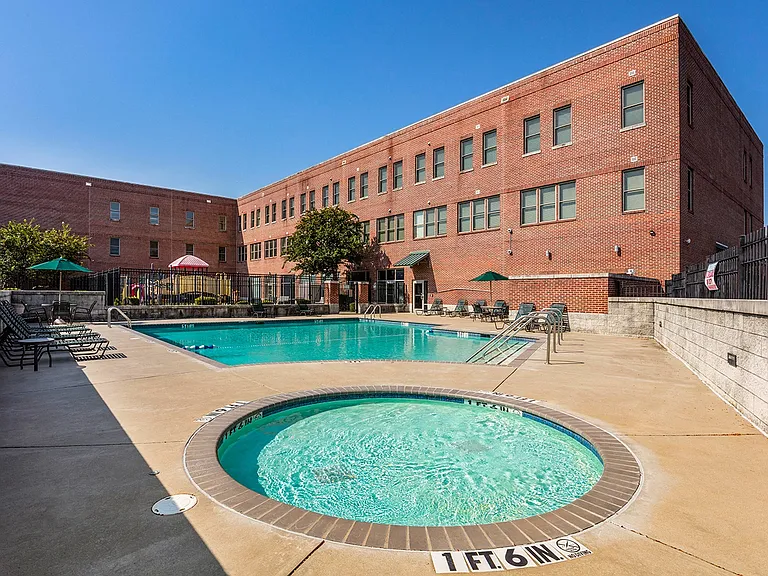 Legends Park Apartments — Photo 11