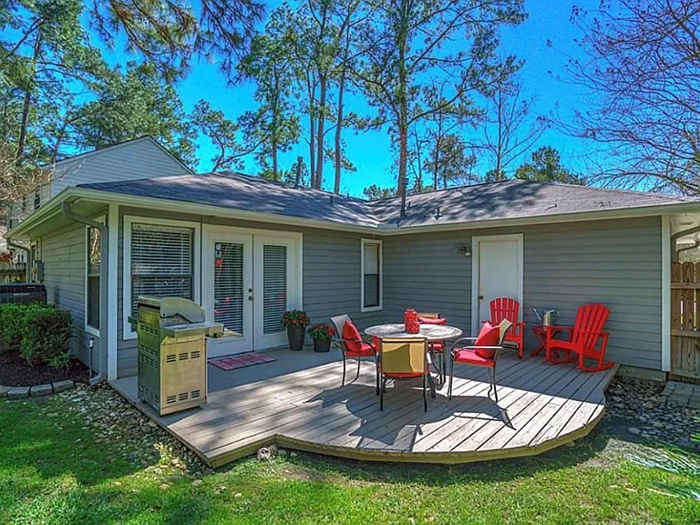 28 Fallenstone Dr — Photo 19