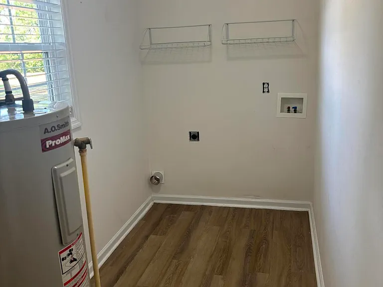 158 Ashbury Park Ln — Photo 16