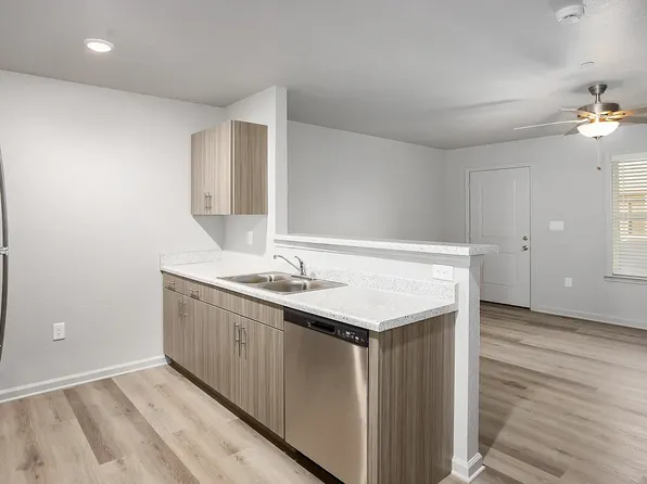 Crockett Hills Apartments