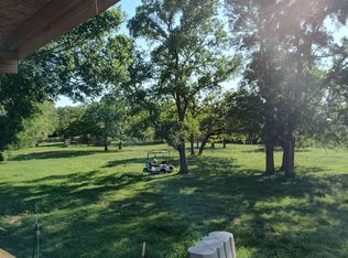 1103 Private Road 7015, Lexington, TX 78947
