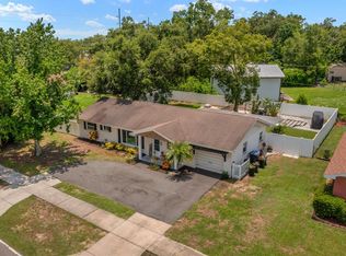 2307 S Kingsway Rd, Seffner, FL 33584
