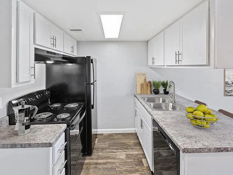 Catalina Ridge — Photo 15