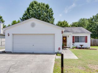 500 Navaho Blvd, Summerville, SC 29483