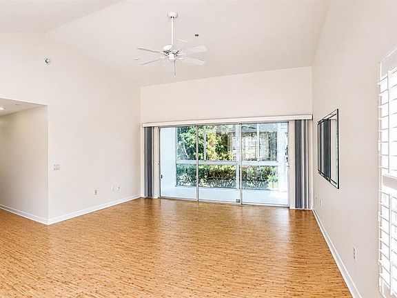 4th image of 5429 STONEYBROOK LANE #102