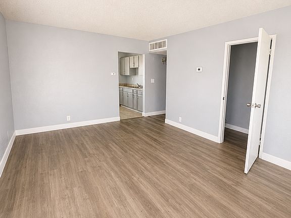 3rd image of 2949 Sandy Ln #D