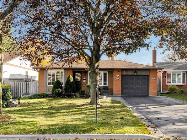 15 Guthrie Cres, Whitby, ON L1P 1A6