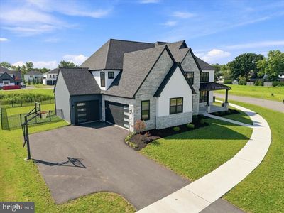 585 Dolly Dr, Lancaster, PA, 17601