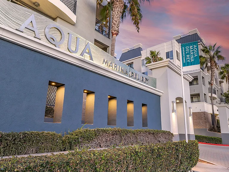 AQUA Marina del Rey — Photo 33