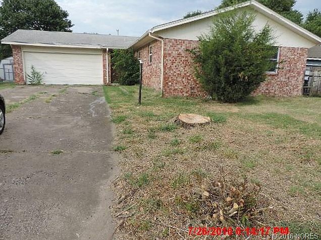 1st image of 229 S 162nd Ave E