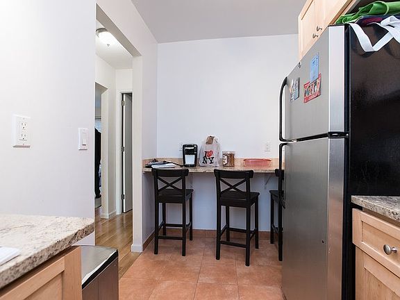 3rd image of 311 W 19th St APT 31