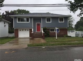 294 S Brookside Ave, Freeport, NY 11520