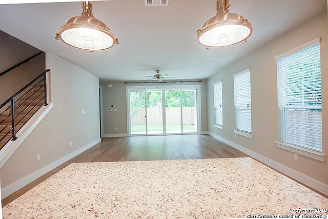 140 Claremont Ave #102 — Photo 23