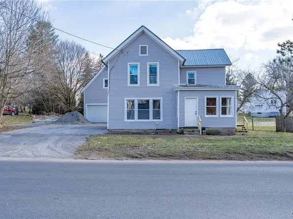 67 Champion St, Carthage, NY 13619