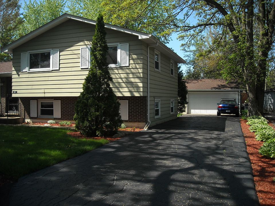 1st image of 1917 Hazelwood Dr