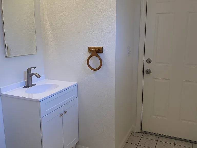 415 Cherry Ave — Photo 13