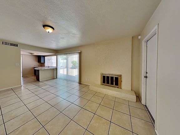 4th image of 9610 N 52nd Ln