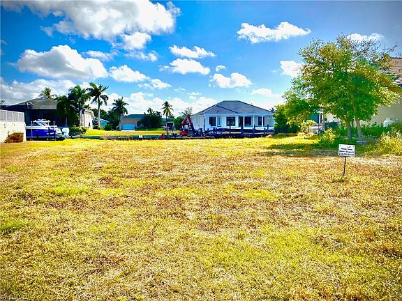 3rd image of 757 Amber Dr Lot 6