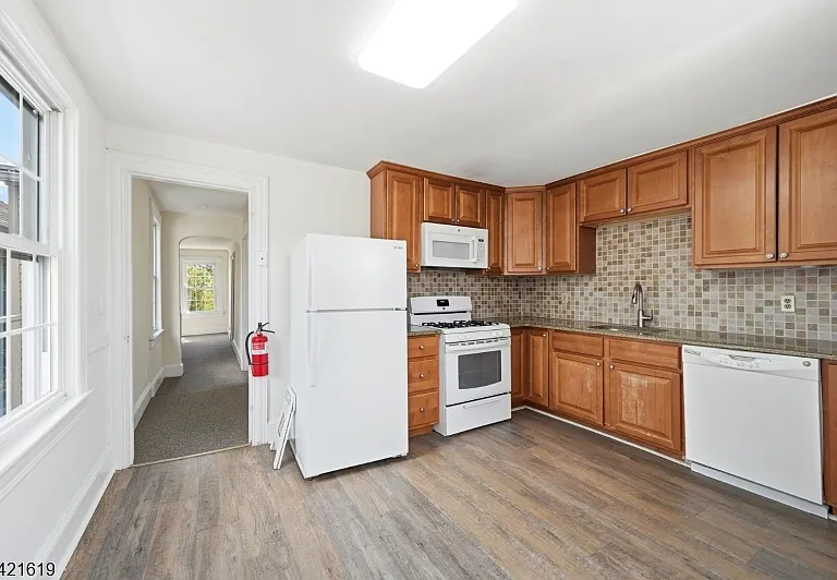 104 Maple Ave #2 — Photo 19