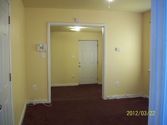 4th image of 122 Wildwood Ave