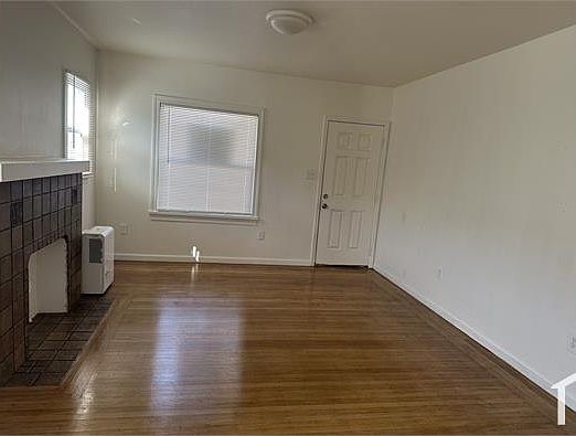 4th image of 2906 73rd Ave