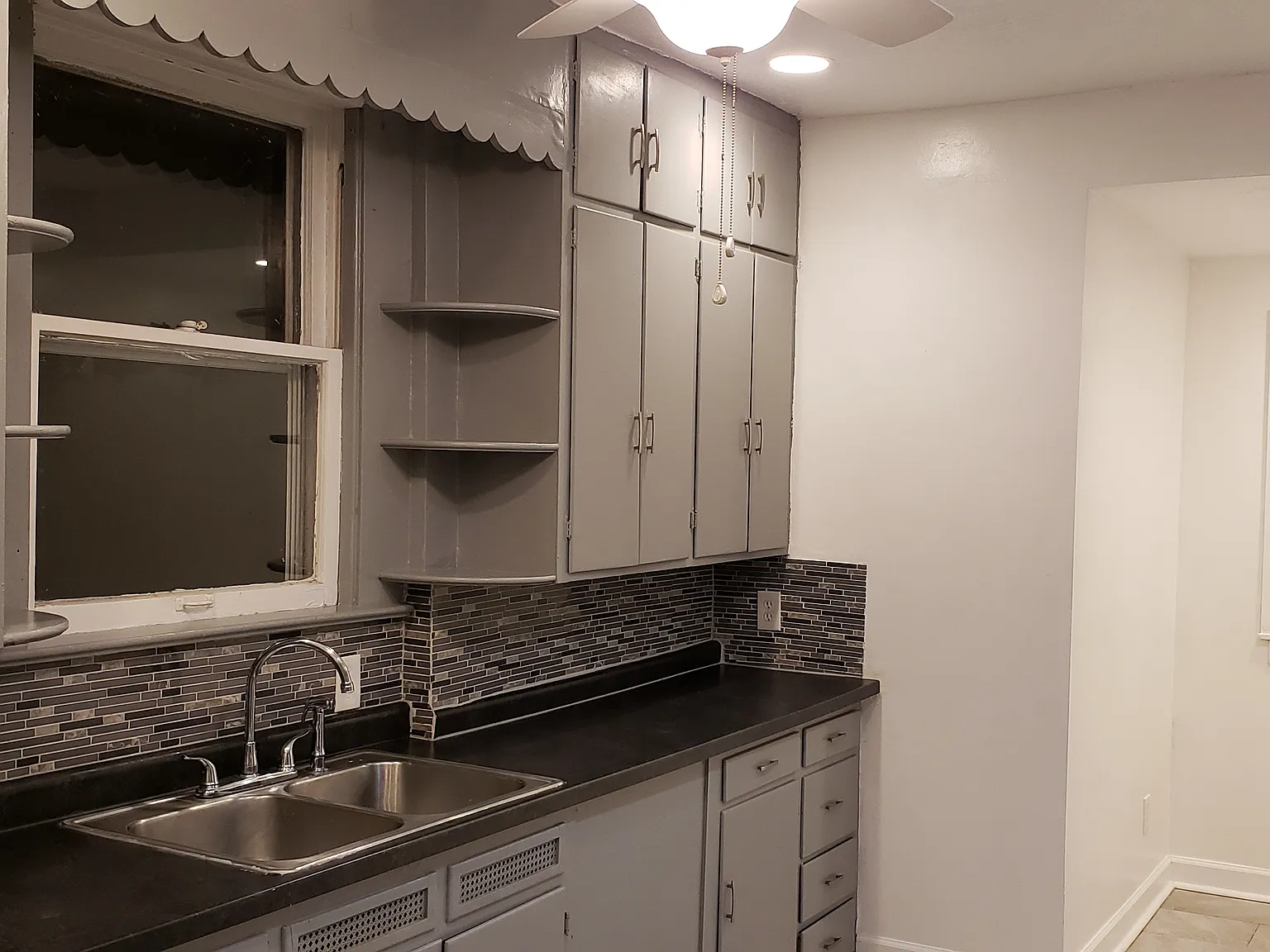 3 bed, 1187 sqft, $1,195 — Photo 3