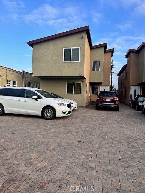 1st image of 1743 W 37th St