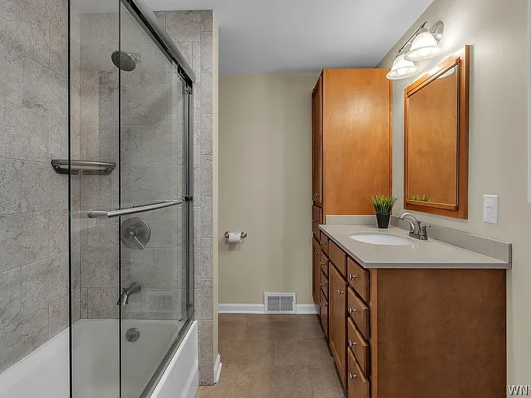 69 Berryman Dr — Photo 28