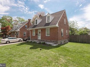 512 S Bishop Ave, Secane, PA 19018