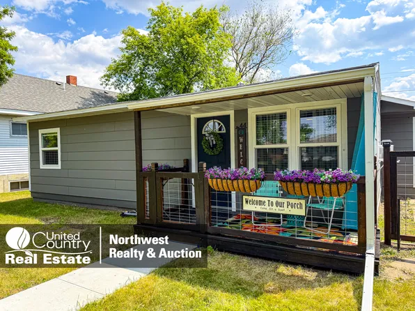 44 S 4th St E, Malta, MT 59538