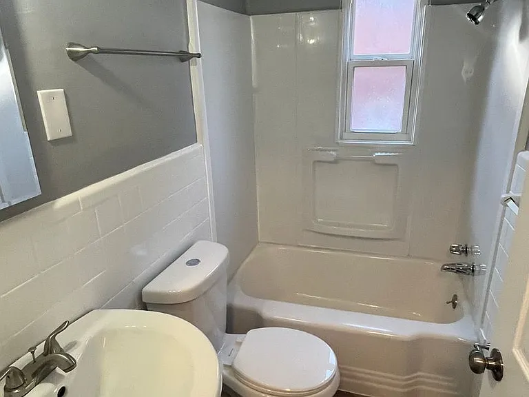 4060 Reading Rd — Photo 20