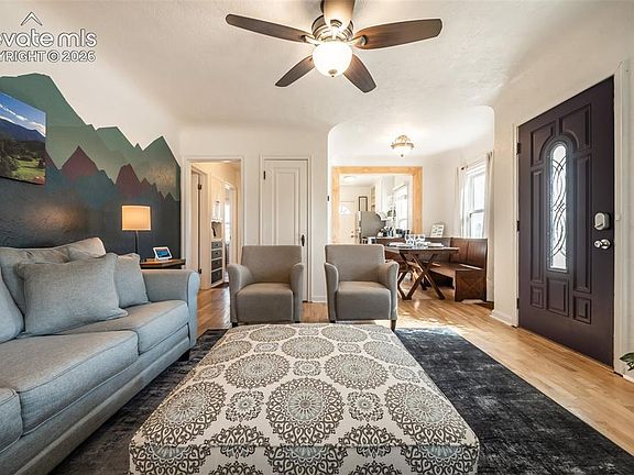 4th image of 210 S Hancock Ave