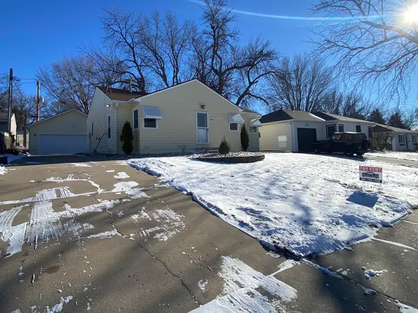 904 S Cloudas Ave, Sioux Falls, SD 57103
