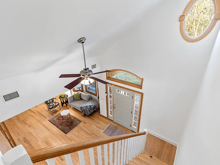 563 Montauk Hwy — Photo 14