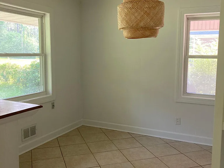 4526 Greenway Ave — Photo 5