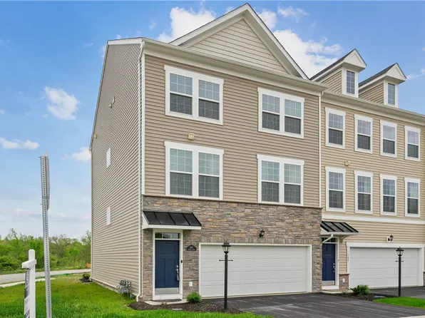 107 Affinity Dr, Harmony, PA 16037