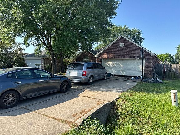 2nd image of 21538 Maddux Dr
