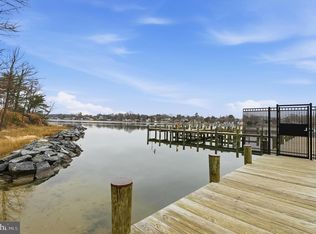 514 Levanna Ln, Glen Burnie, MD 21060