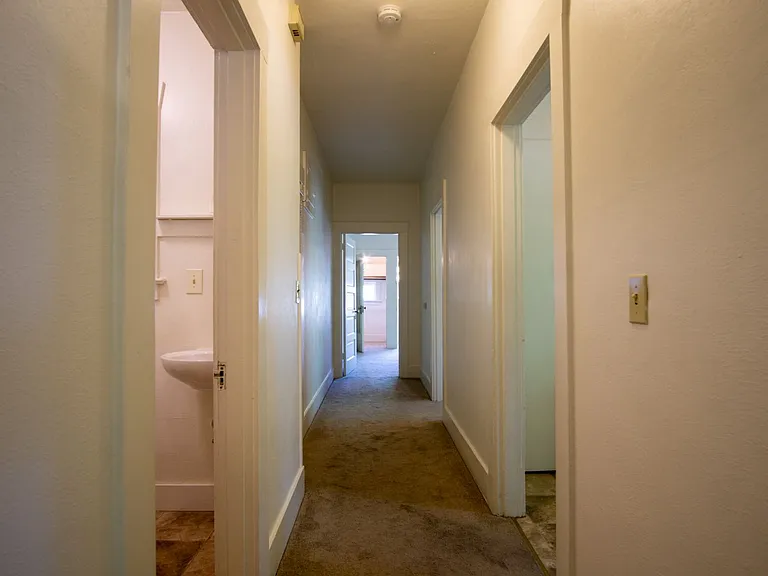 1514 NE 14th Ave #3 — Photo 8