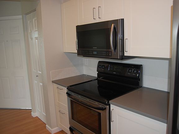Beautiful Brand New Kitchen