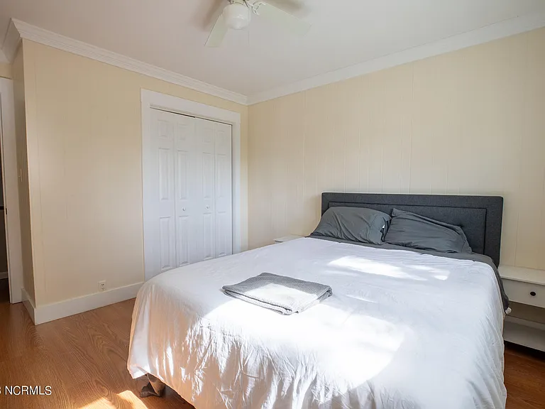 204 Doris Ave E — Photo 13