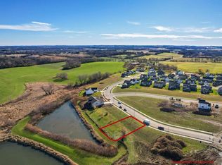 406 Michelle Ln #62, Cottage Grove, WI 53527