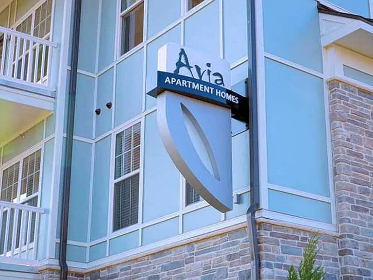 Avia Luxury Apartments — Photo 13